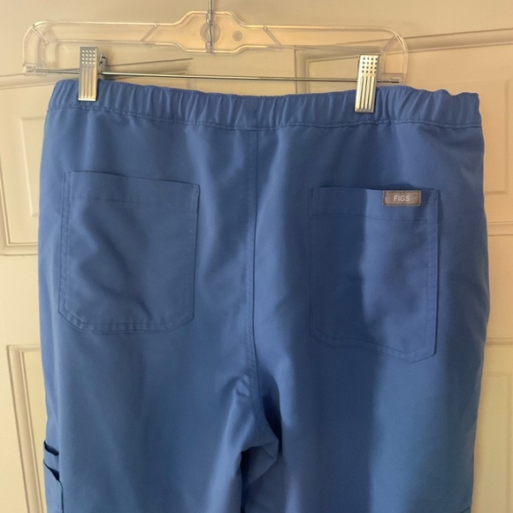 FIGS Cairo Cargo Scrub Pants Blue Mens M Medium Short Medical Uniform Doctor - Picture 5 of 8